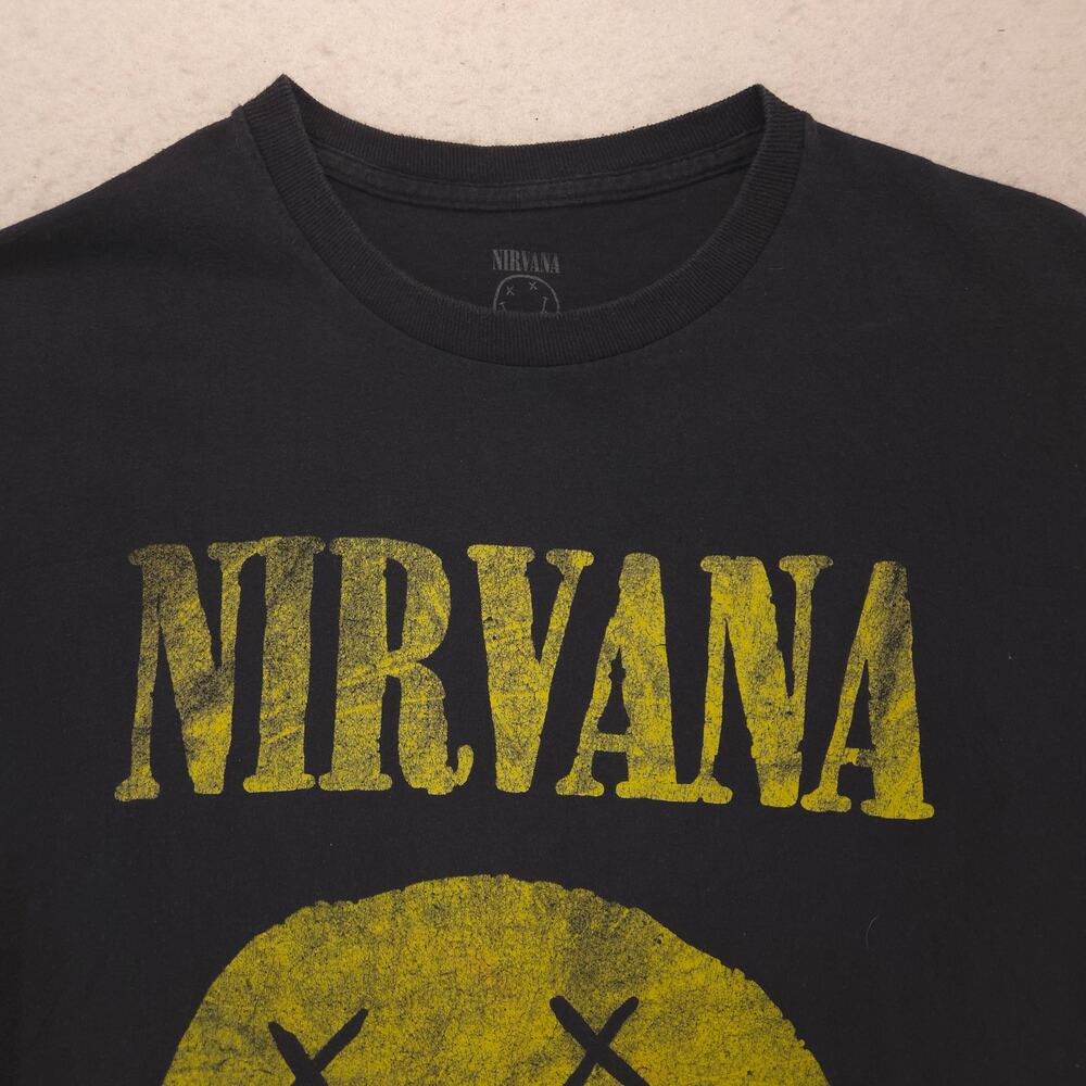Nirvana Band Casual Crew Neck Graphic Shirt Adult Mens Size Medium M Black